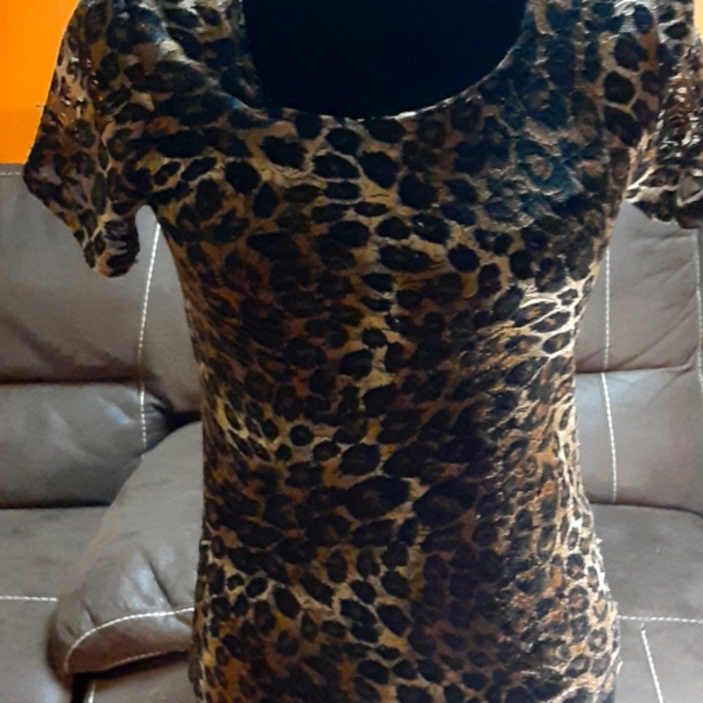 Cheetah shirt